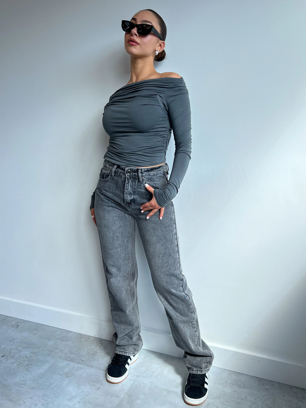 Sara - Jeans Dritti in Denim Premium