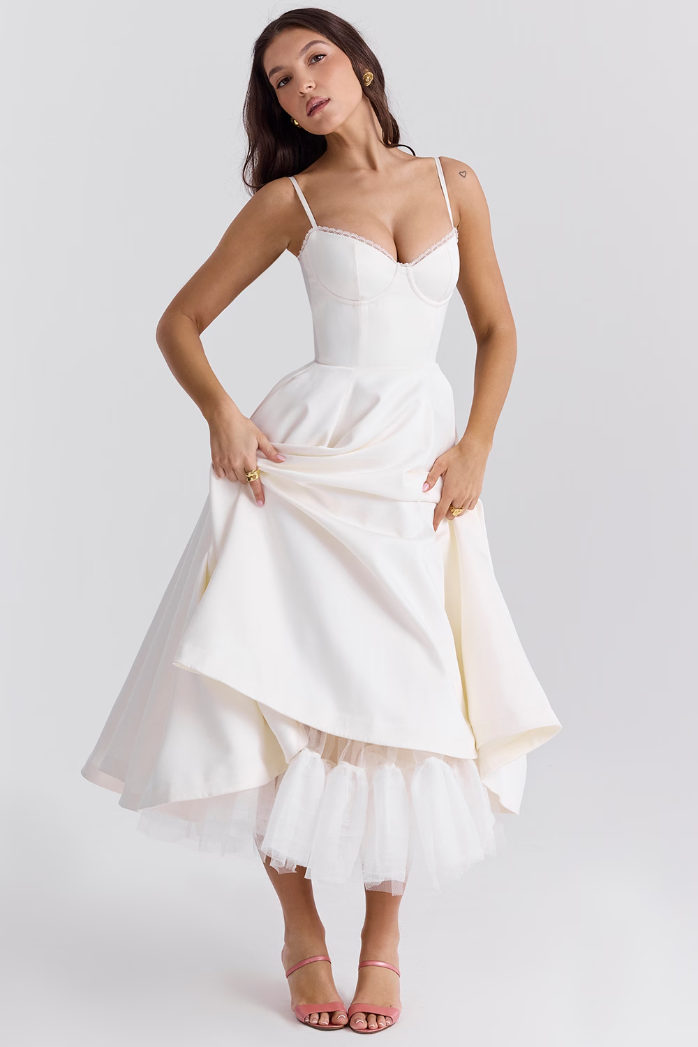 Abito elegante in satin per feste