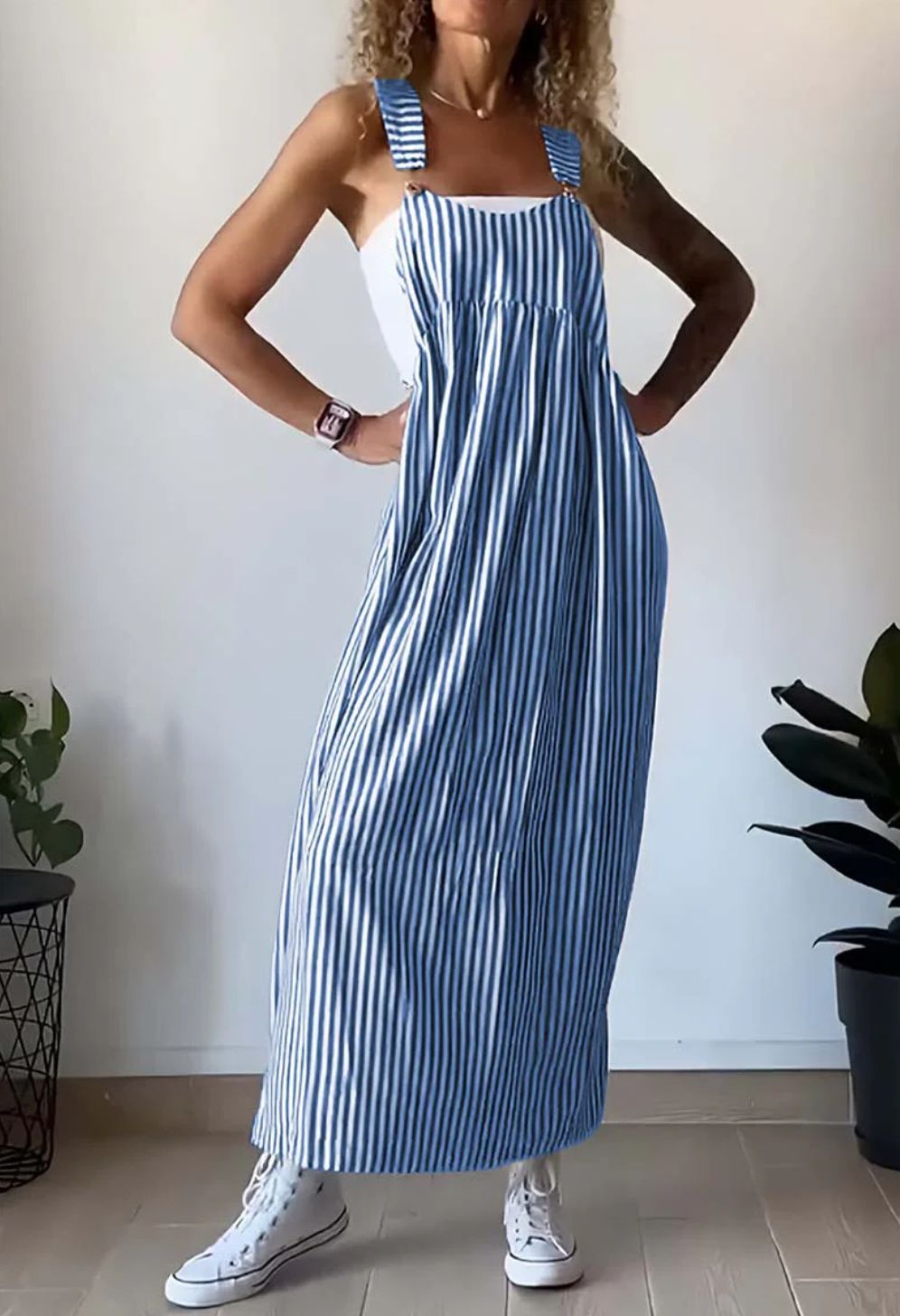 Tuta elegante a righe