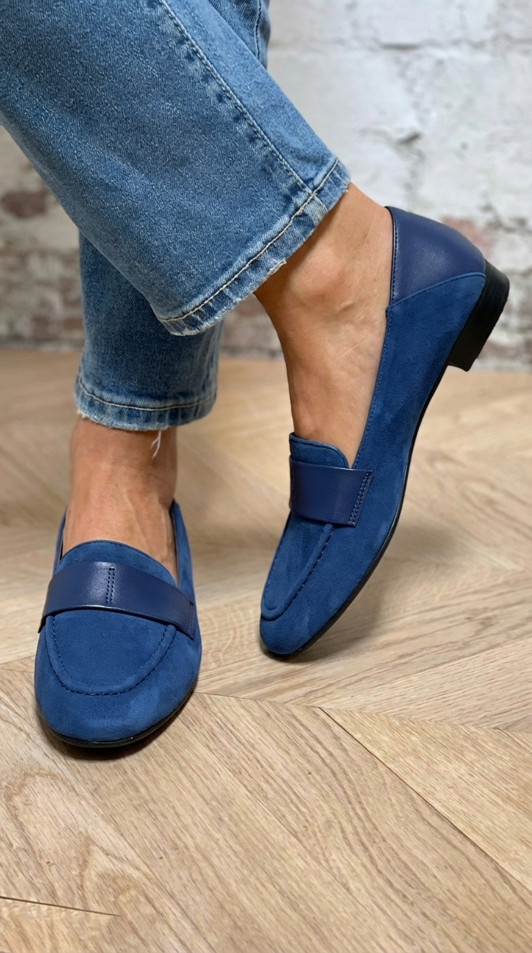 MOCASSINO ESSENZIALE CON FASCIA FRONTALE