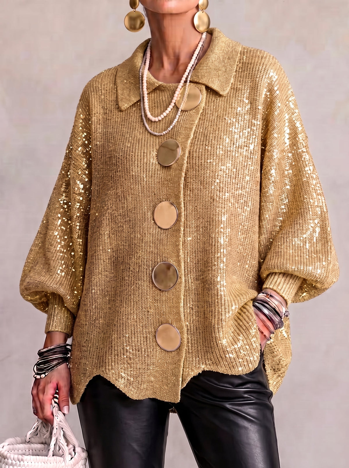 Ella | Cardigan Oversize con Collo e Grandi Bottoni in Metallo